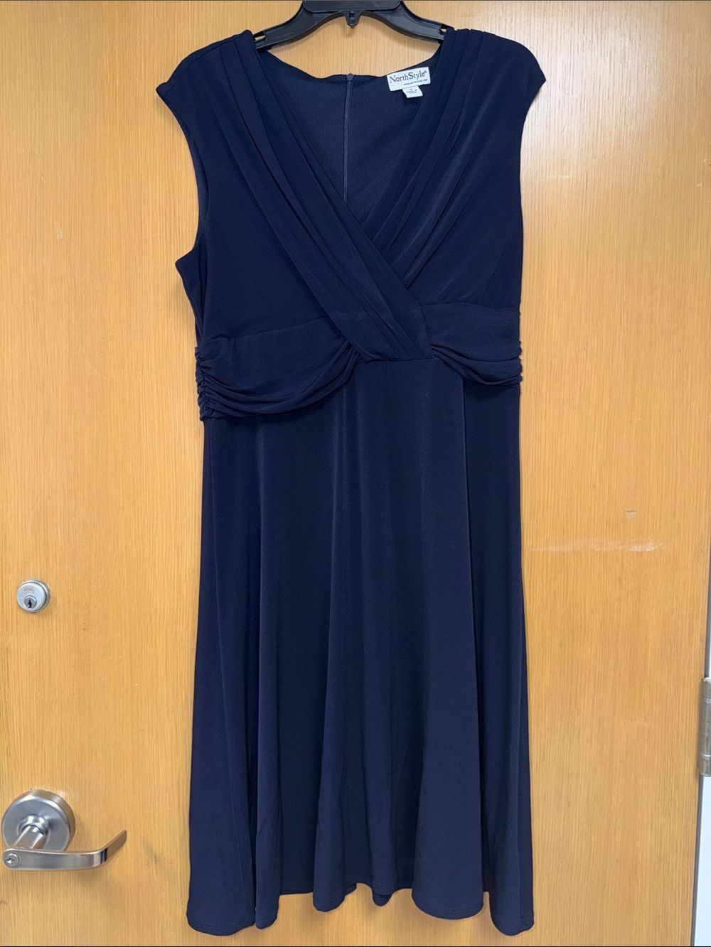 North Style 12 Navy Crepe Faux Wrap Sleeveless Gathered Waist Midi Dress